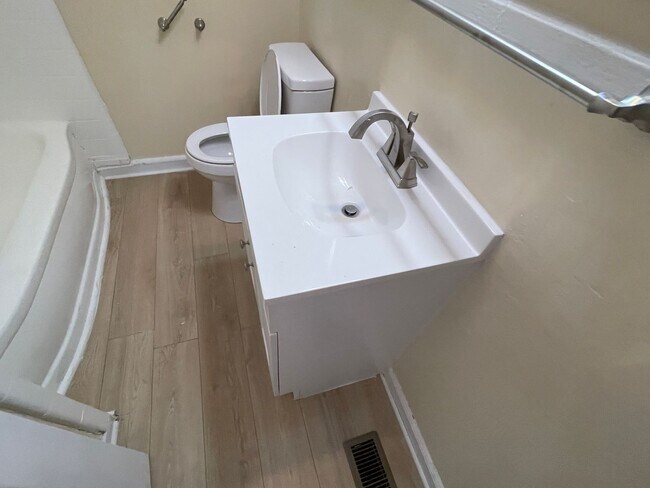 Foto del edificio - 2 Bedroom House - Section 8 Accepted