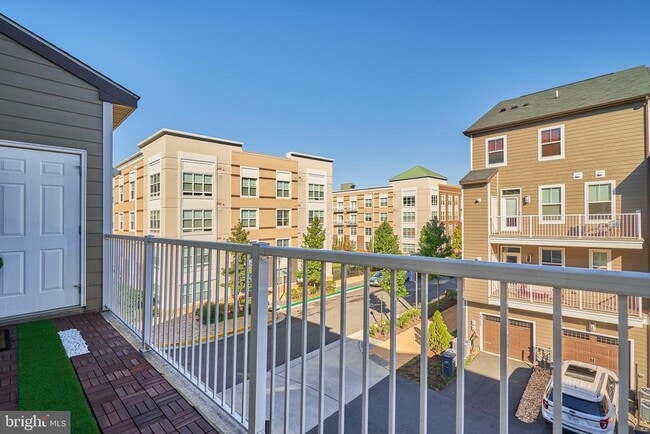Foto del edificio - 45116 Kincora Dr