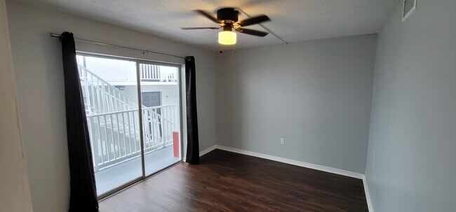Foto del edificio - 276 Polk Ave