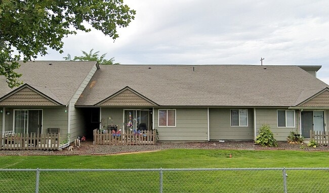 Building Photo - 661 S Burke Ave