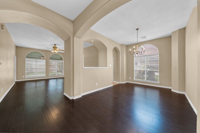Foto del edificio - 13823 Cane Valley Ct