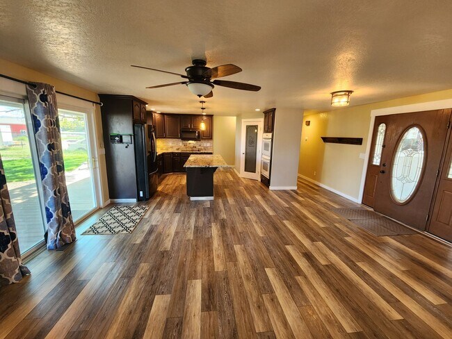 Foto del edificio - Great home S. Boise