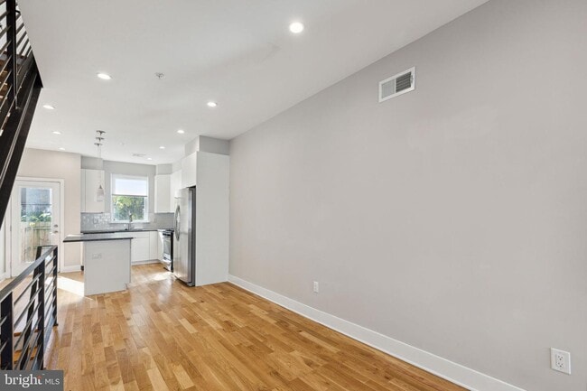 Foto del edificio - 2642 Manton St