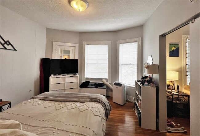 Building Photo - 69 Raymond Ave