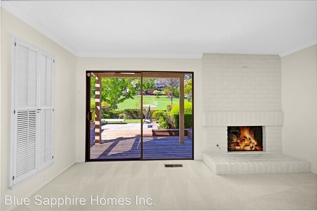 Building Photo - 3 br, 2.5 bath House - 764 Augusta Dr