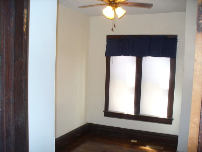 Spacious Bedrooms - 113 Vine St