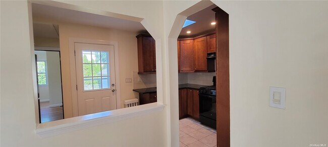 Fotografía del edificio - 56 Marlboro Rd