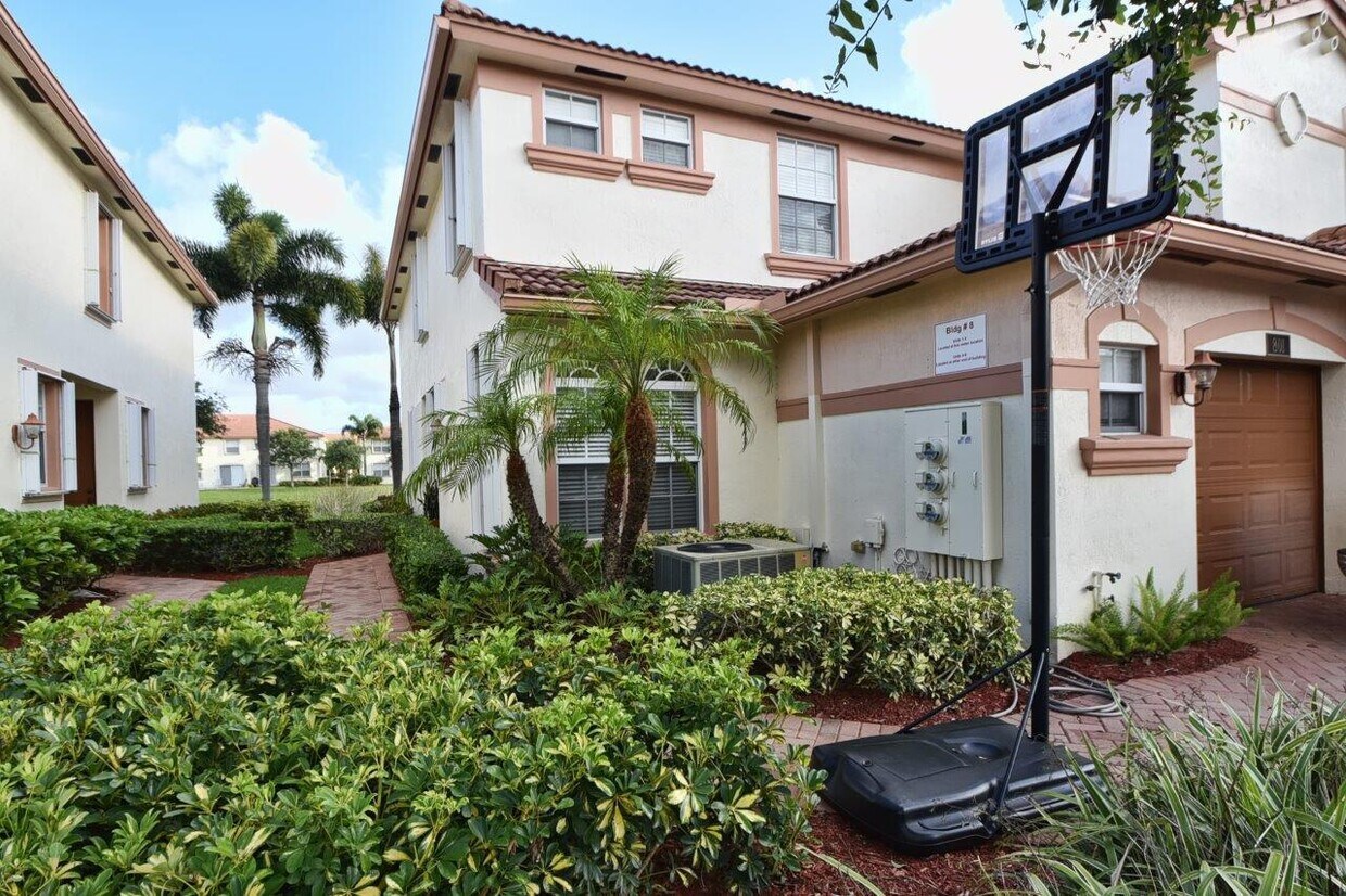 Foto principal - 16178 Poppy Seed Cir