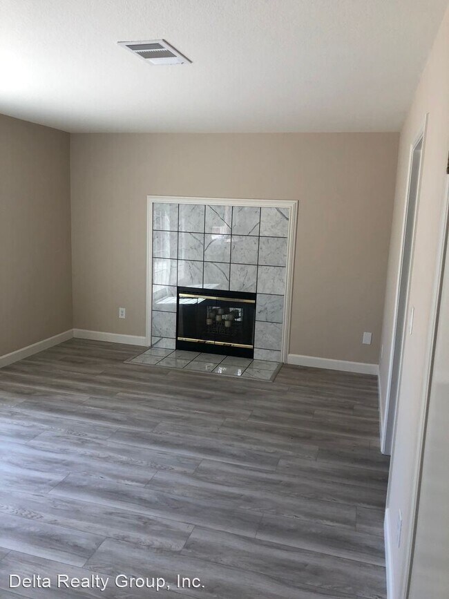 Building Photo - 4 br, 3 bath House - 2774 Seabreeze Drive