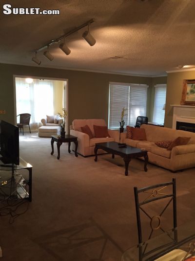 Building Photo - 209 Bainbridge Dr NW