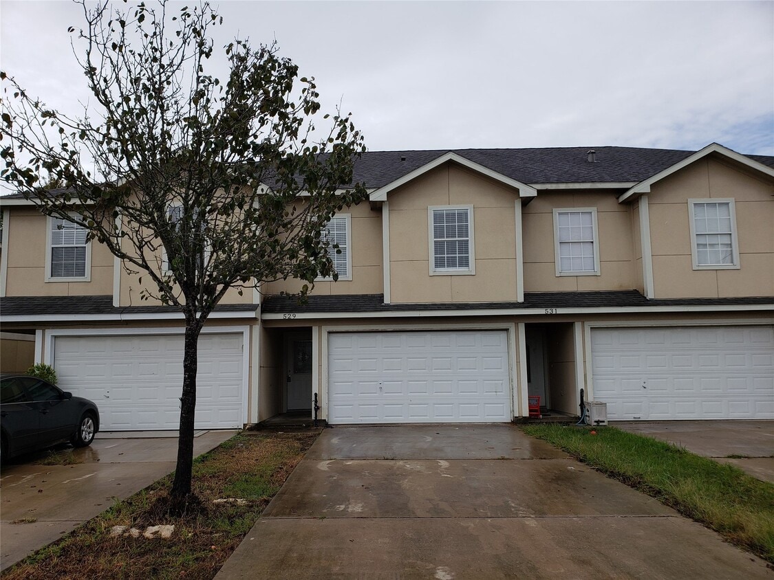 Primary Photo - 529 Solomon Ln