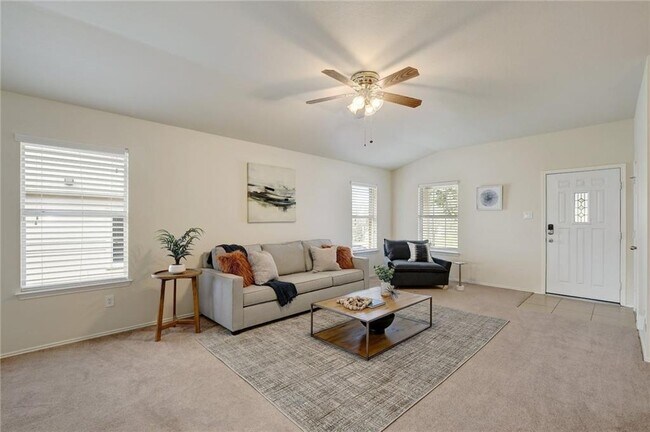 Building Photo - 150 Feathergrass Dr