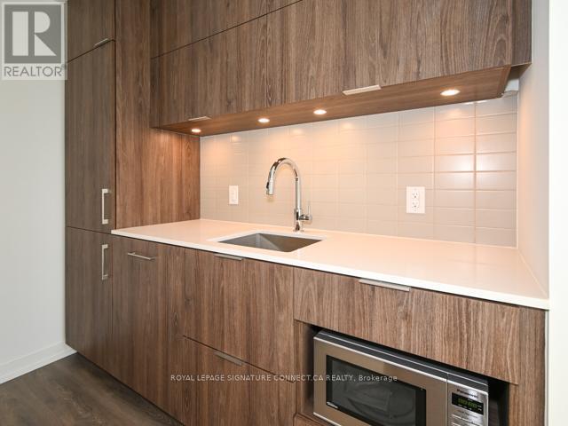 Photo du bâtiment - 15 Lower Jarvis St