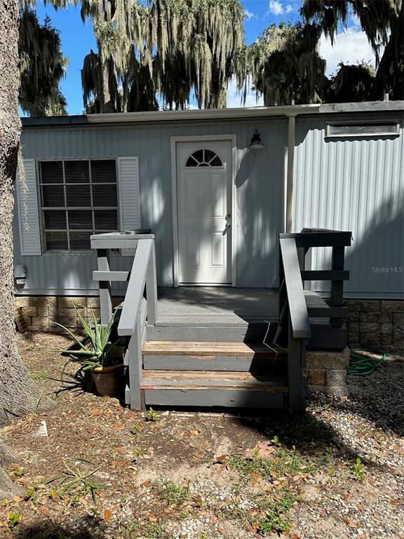 Building Photo - 17110 Live Oak Ln