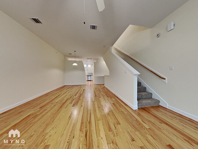 Foto del edificio - 8705 Bryam St