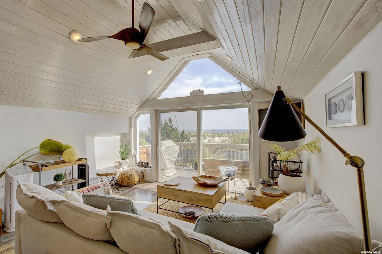 Primary Photo - 843 Oceanfront