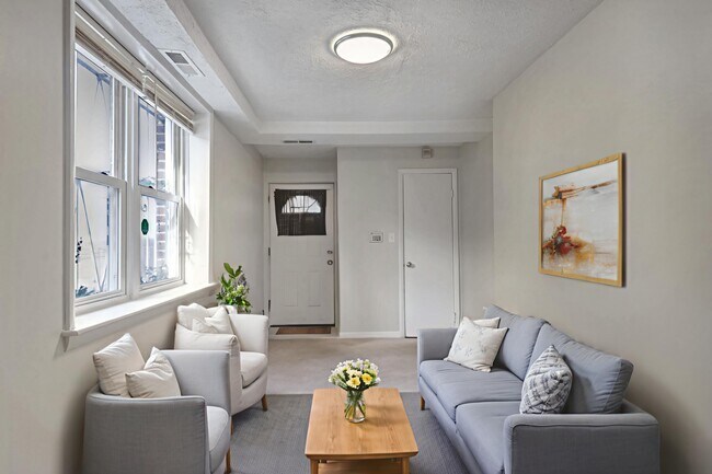 Foto del edificio - 2821 R St SE