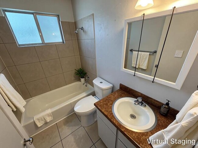 Photo - 3523 Westlake Dr Apartment