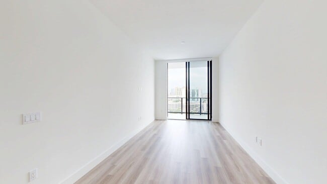 Interior Photo - Griffis West Palm