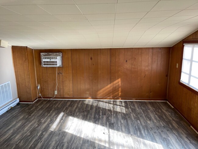 Building Photo - 2200 IN-26