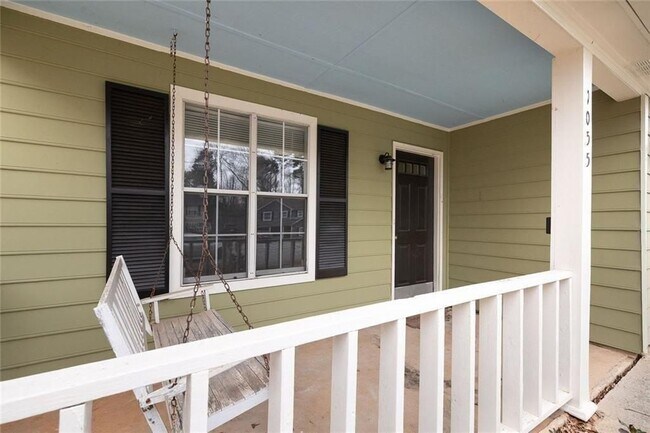 Building Photo - 1055 Autumn Crest Ct