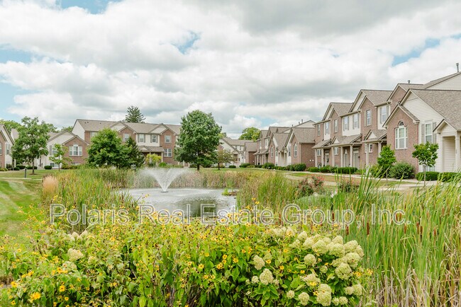 Foto del edificio - 8343 Clayhurst Dr