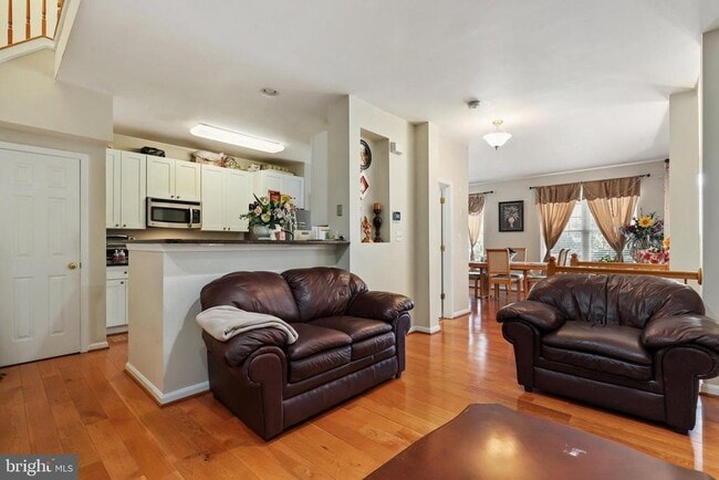 Building Photo - 20871 Grisdale Terrace