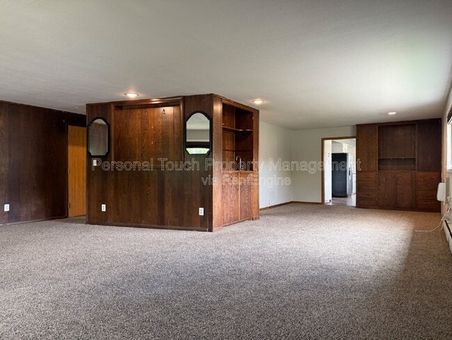 Building Photo - 1824 14th St S