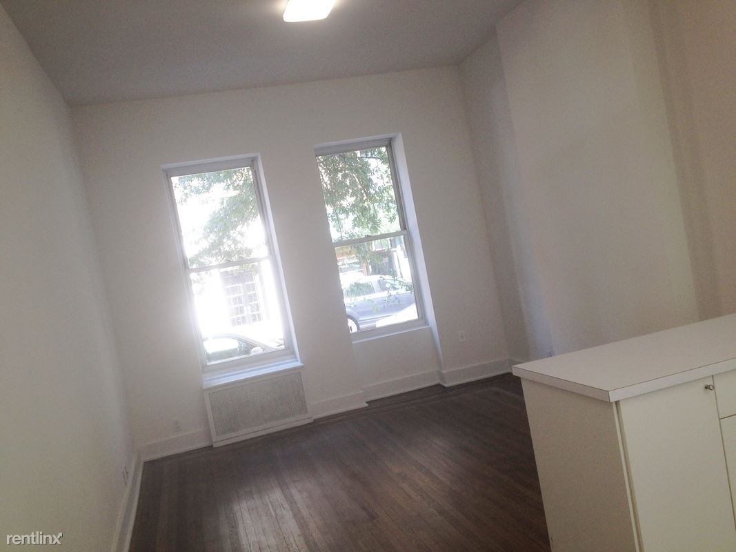 Foto principal - 80 W 82nd St