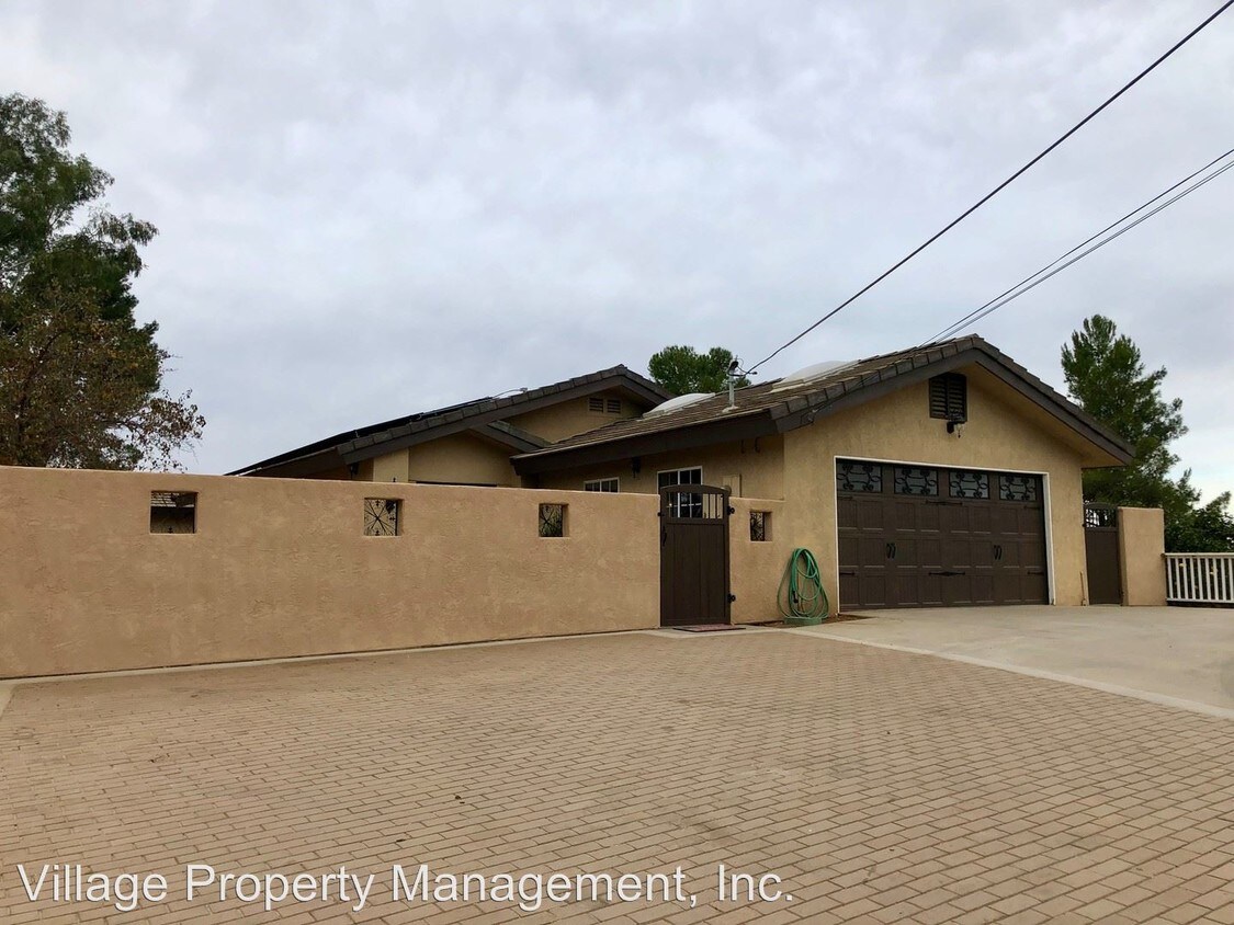 Foto principal - 30636 Rolling Hills Dr