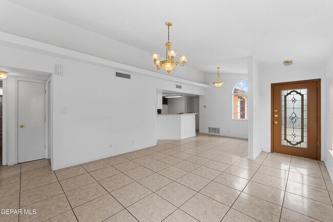 Foto del edificio - 12290 Tierra Bella Dr