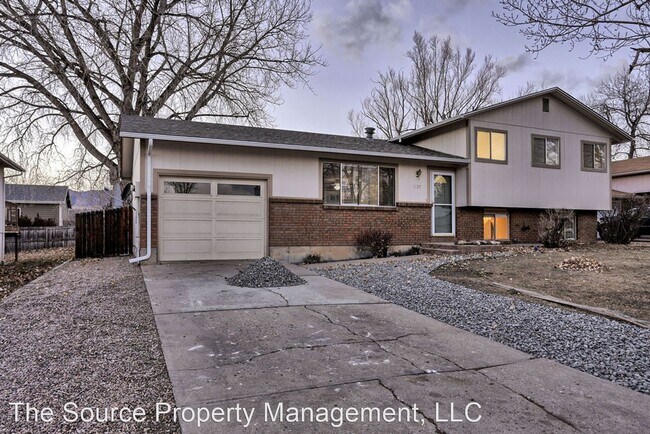 Building Photo - 5 br, 2 bath House - 1137 Timber Ln