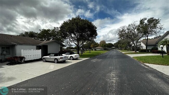 Foto del edificio - 8888 Sunscape Ln