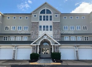 Building Photo - 1641 Ladue Ct