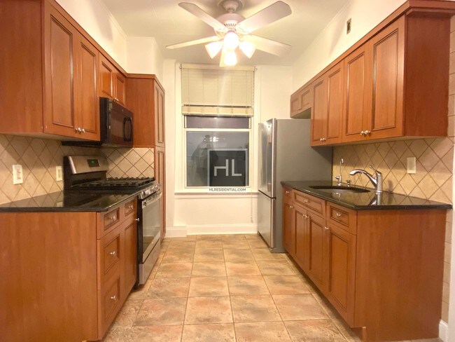 Building Photo - No fee 4 Bedroom in Kensington