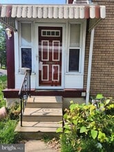 Building Photo - 810 Rundale Ave