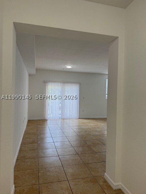 Building Photo - 10870 NW 88th St