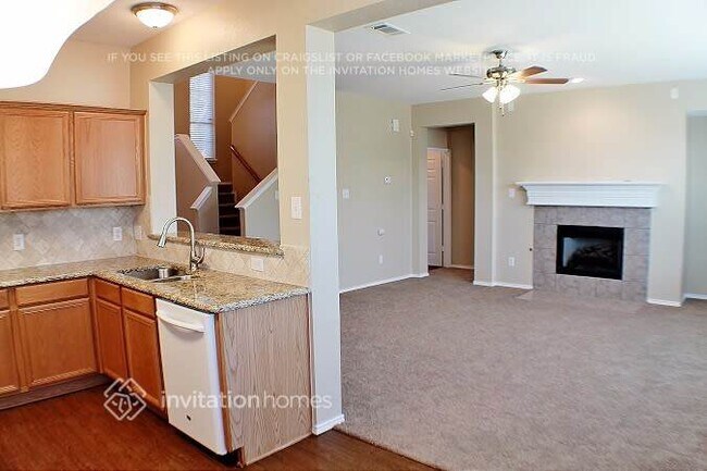 Foto del edificio - 7017 Riverchase Trail