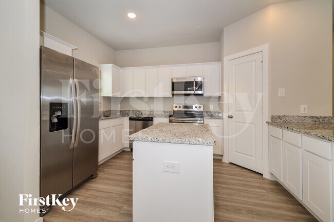 Foto del edificio - 600 Ava Trl