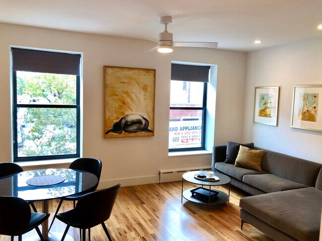Foto del edificio - 230 Underhill Ave