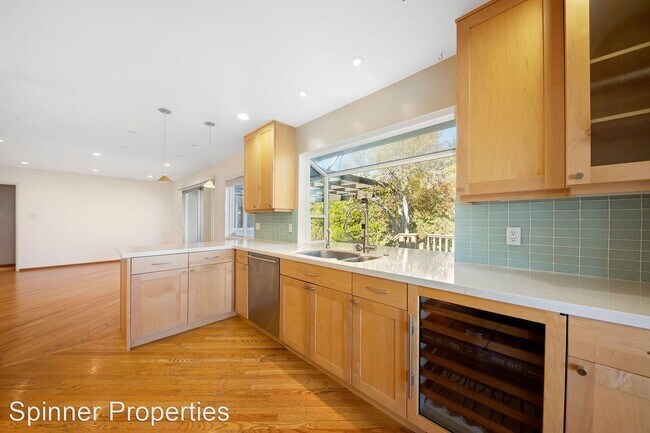 Building Photo - 3 br, 2 bath House - 2836 Las Piedras Drive