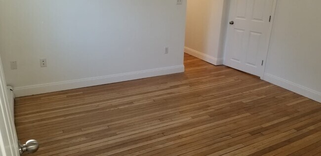 Foto del edificio - 138 Walnut Ave