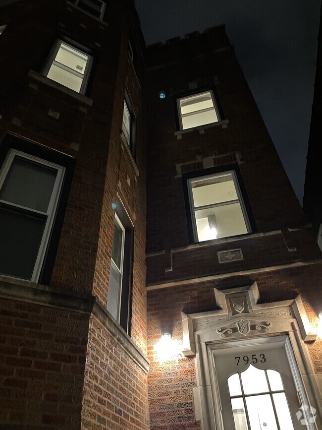 Apartments for Rent in 60617