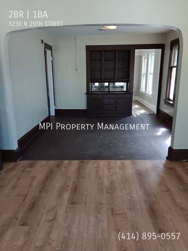 Building Photo - 3230 N 29th St- 2bdrm Upper
