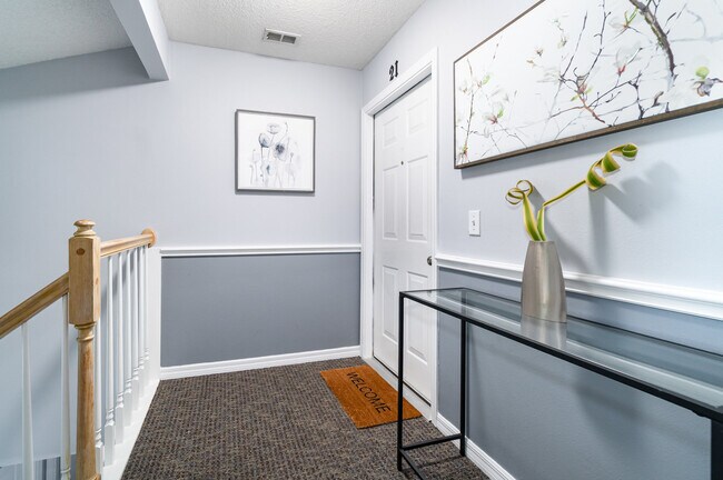 Foto del edificio - 1030 Loch Vail