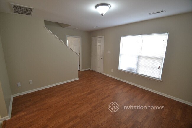 Building Photo - 1046 Brianna Way