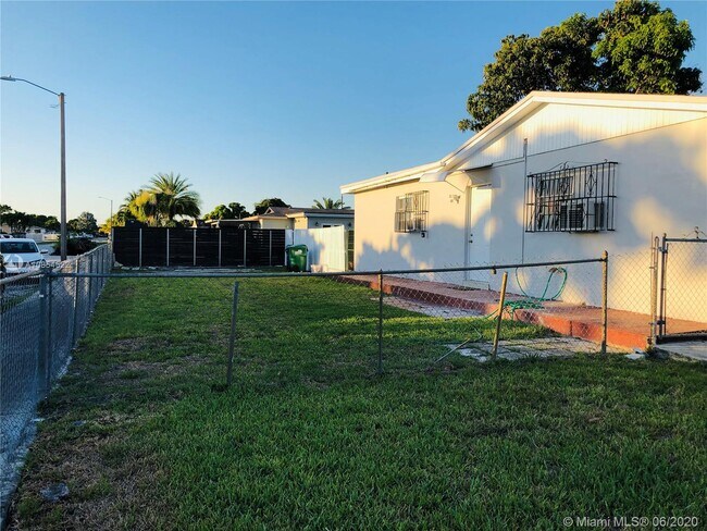 Building Photo - 5045 NW 186th St