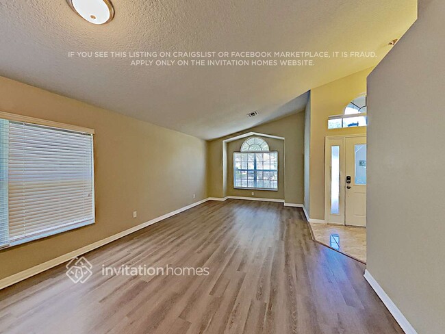 Building Photo - 1604 Song Sparrow Ct