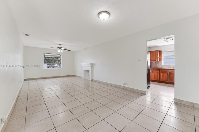 Building Photo - 1059 NW 48th St