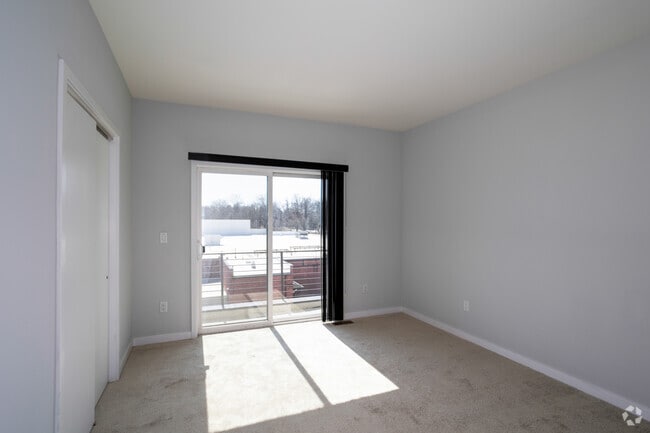 1BR, 1BA - 874SF - Double Balcony - Bedroom - The Flats at Brewerytown